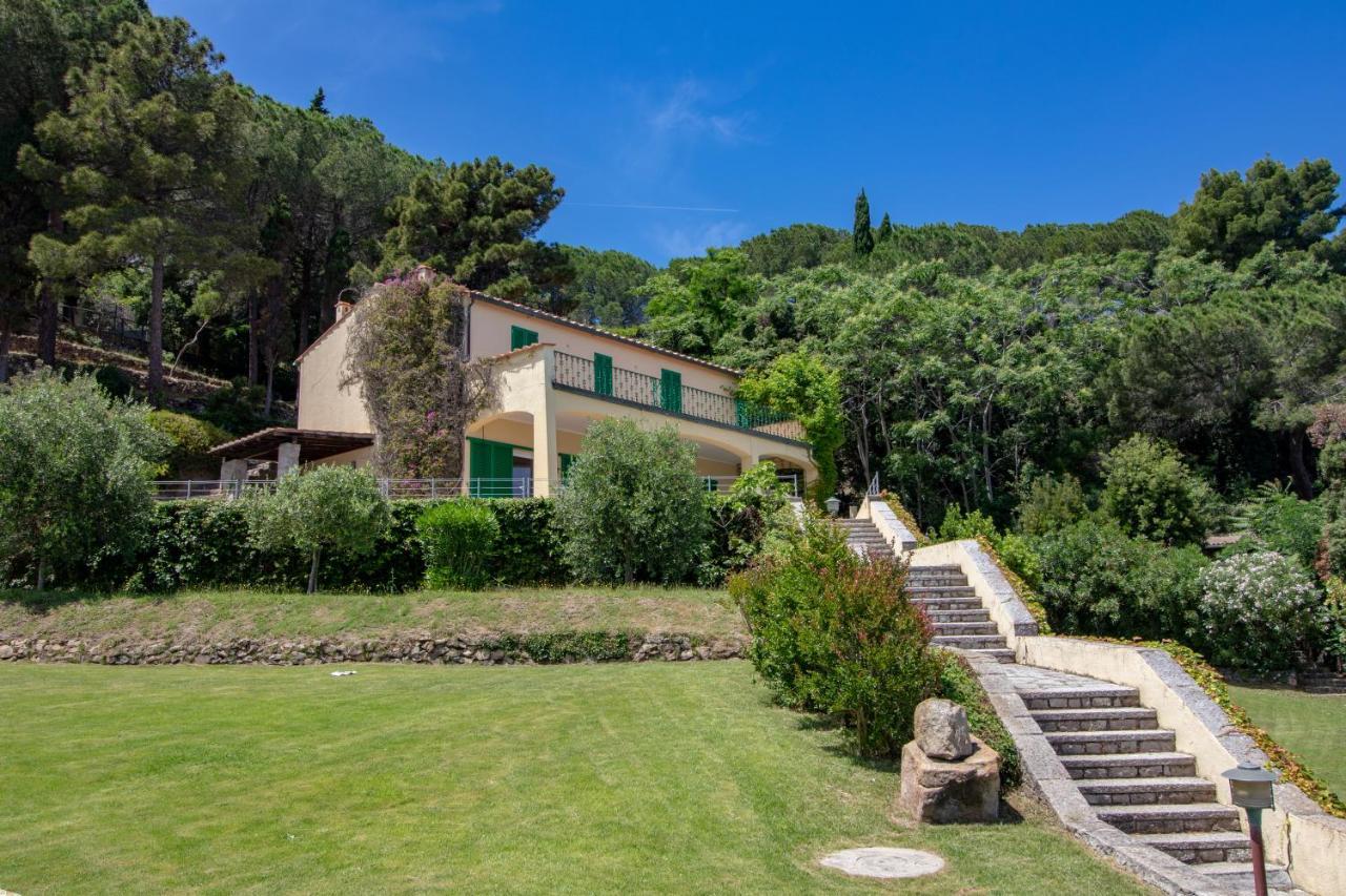 Villa Le Sprizze A Bordo Del Mare - Goelba Marciana Marina  Exterior photo