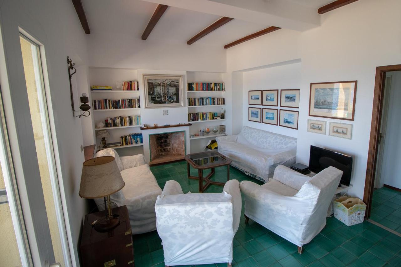 Villa Le Sprizze A Bordo Del Mare - Goelba Marciana Marina  Exterior photo